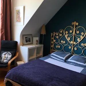 une-chambre-cosy-dans-une-maison-artistique-et-voyageuse.inbrittany.com/