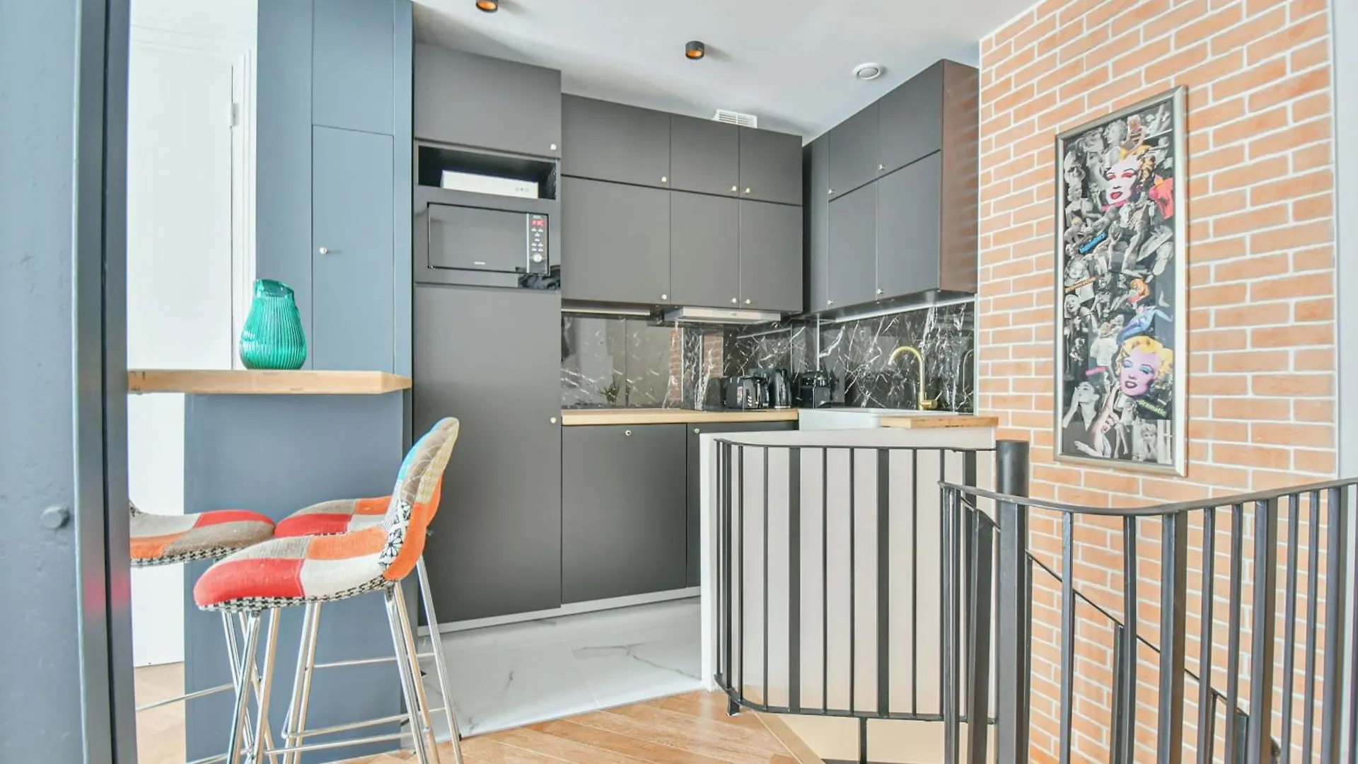 Appartement Duplex A Paris Saint-Ambroise 0*,  France